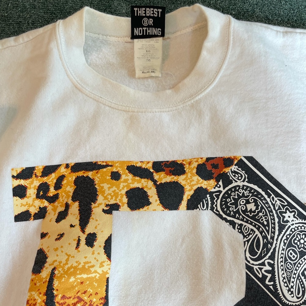 Breezy Excursion Crew Neck - Picture 4 of 5